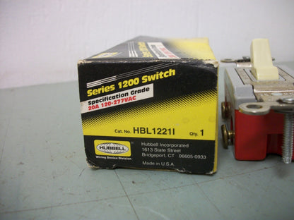 HUBBELL SPEC GRADE IVORY TOGGLE SWITCH HBL1221I 20AMP 120/277VOLT NIB