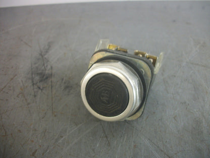 ALLEN-BRADLEY BLACK FLUSH MOMENTARY PUSHBUTTON 800T-A