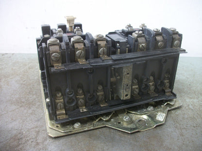 ALLEN-BRADLEY SIZE 1 REV STARTER 505-BOD 27AMP 120VCOIL 3PH 600V 10HP