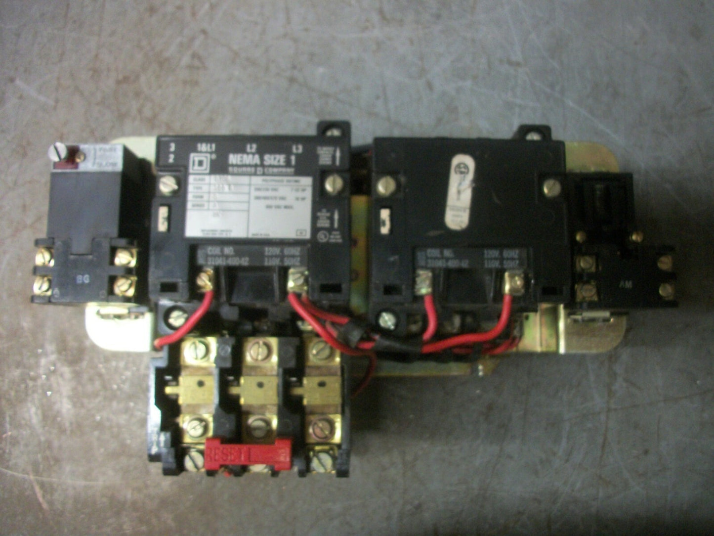 SQUARE D SIZE 1 REV MOTOR STARTER 8736SCO6 120VCOIL 3PH 600V 10HP