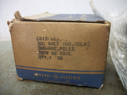 GE INDUSTRIAL RELAY CR120A27042 250VCOIL 300VOLT 10AMP NIB