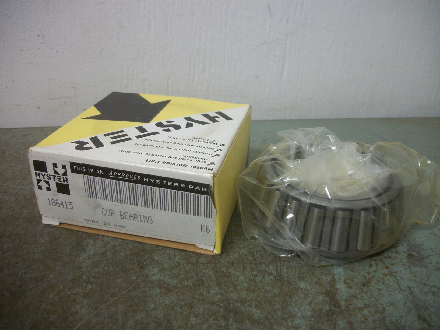 HYSTER CUP BEARING 186415 NIB