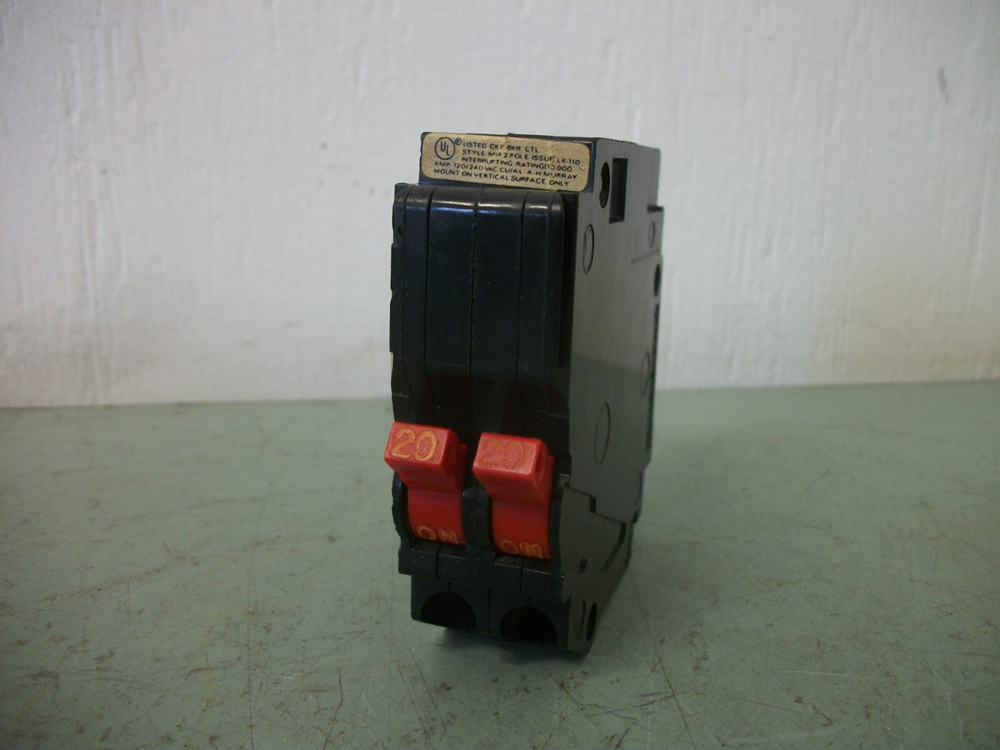 MURRAY MM TANDEM CIRCUIT BREAKER MM2020 20AMP 240VOLT 2POLE