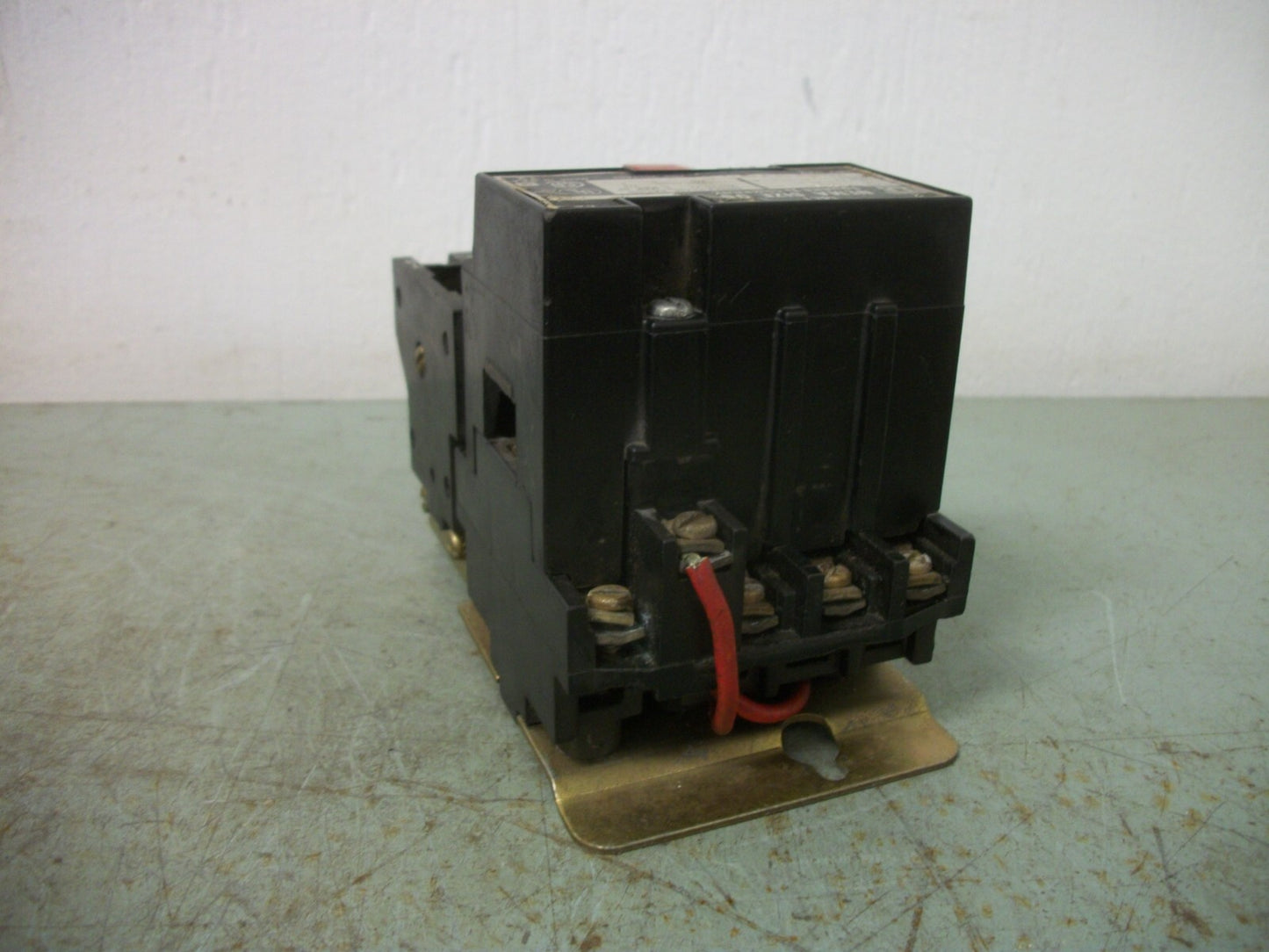 SQUARE D SIZE 00 MOTOR STARTER 8536AG1 240VCOIL 1PH 230VOLT 1HP