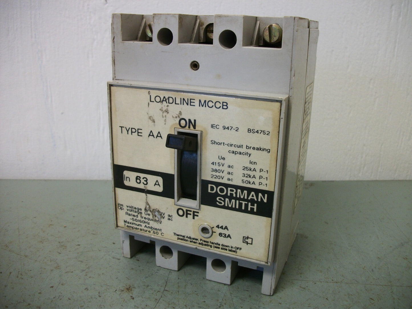 DORMAN SMITH TYPE AA LOADLINE MCCB CIRCUIT BREAKER 63AMP 415VOLT 3POLE