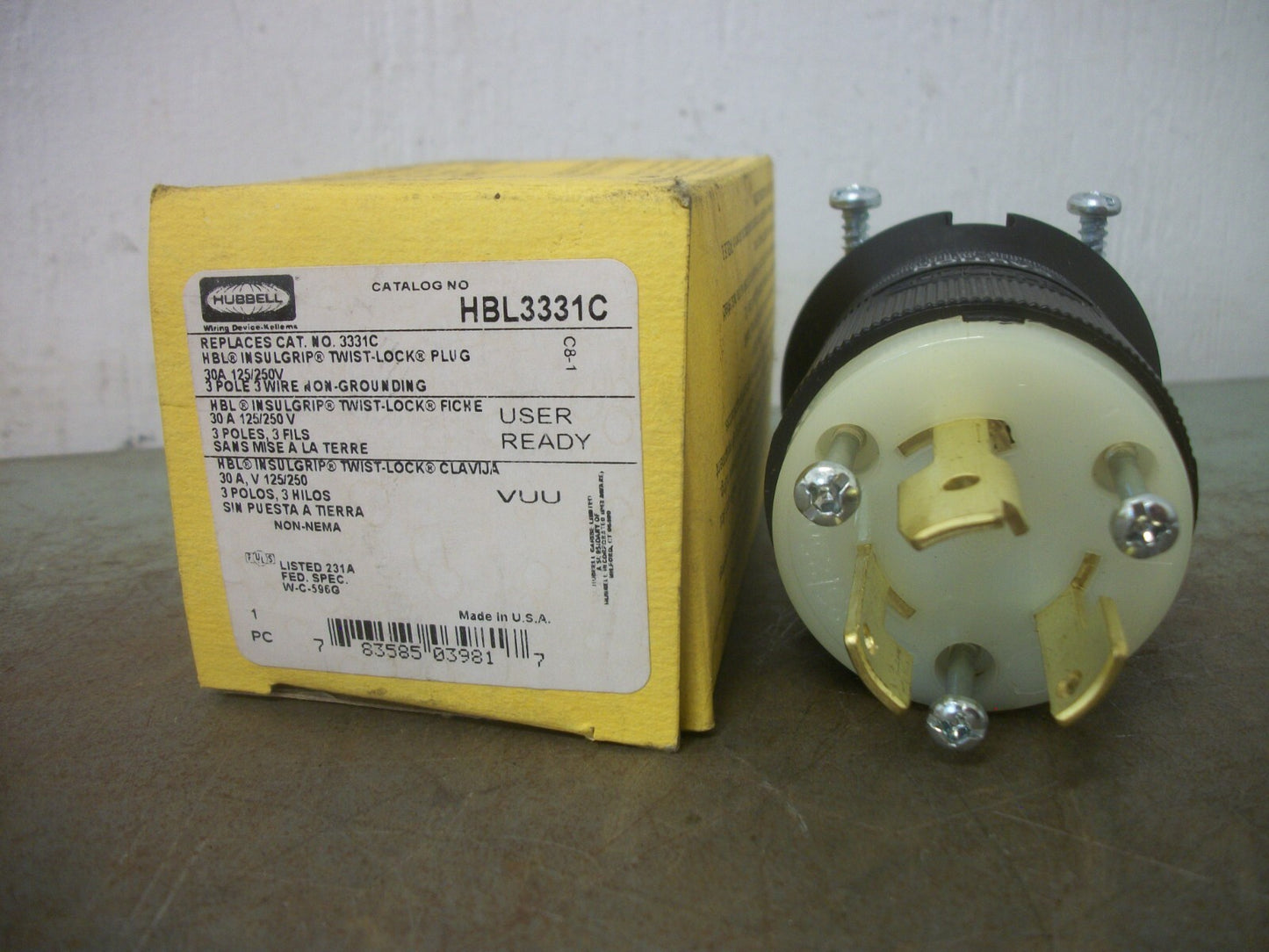 HUBBELL TWIST-LOCK PLUG HBL3331C 30AMP 125/250VOLT 3P 3W NIB
