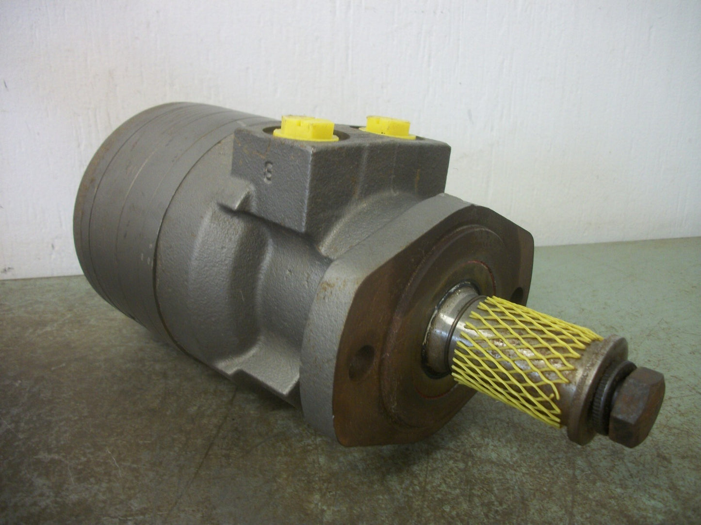 PARKER 30.5HP HYDRAULIC MOTOR TF0170AS030AAAB 444RPM 20GPM NOB