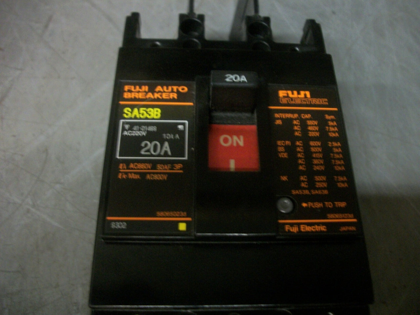 FUJI AUTO CIRCUIT BREAKER SA53B 20AMP 600VOLT 3POLE