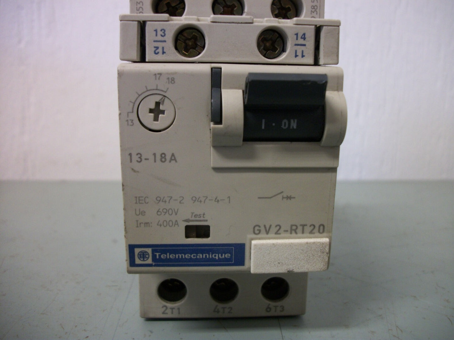 TELEMECANIQUE MOTOR CIRCUIT BREAKER GV2-RT20 13-18AMP