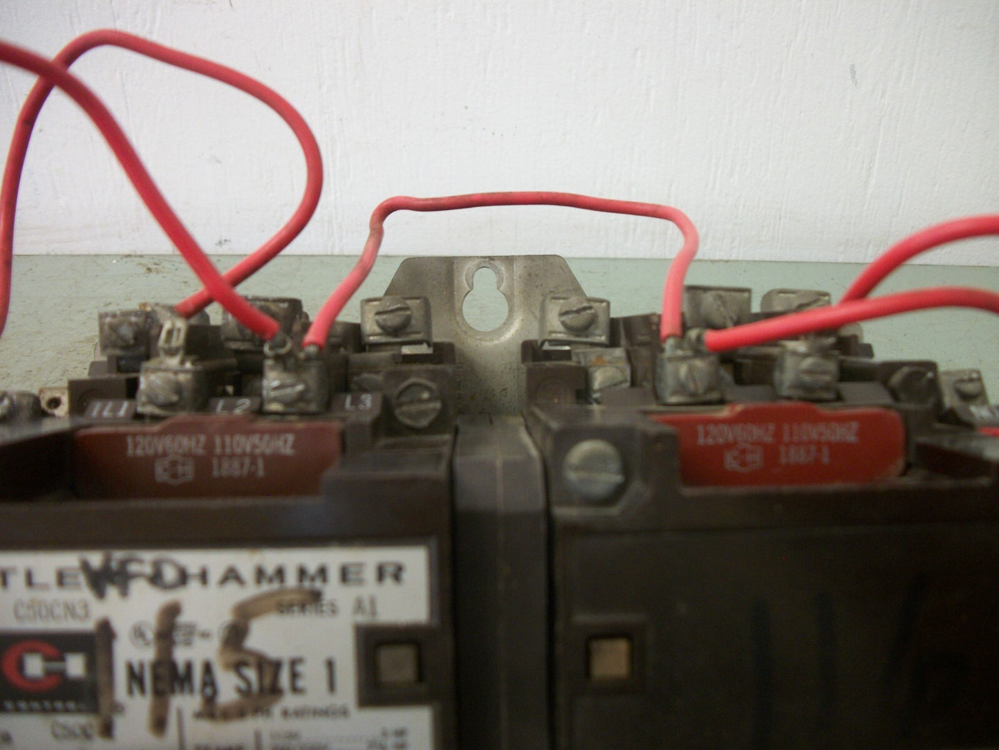 CUTLER-HAMMER REV SIZE 1 CONTACTOR C50CN3 27AMP 120VCOIL 3PH 600V 10HP