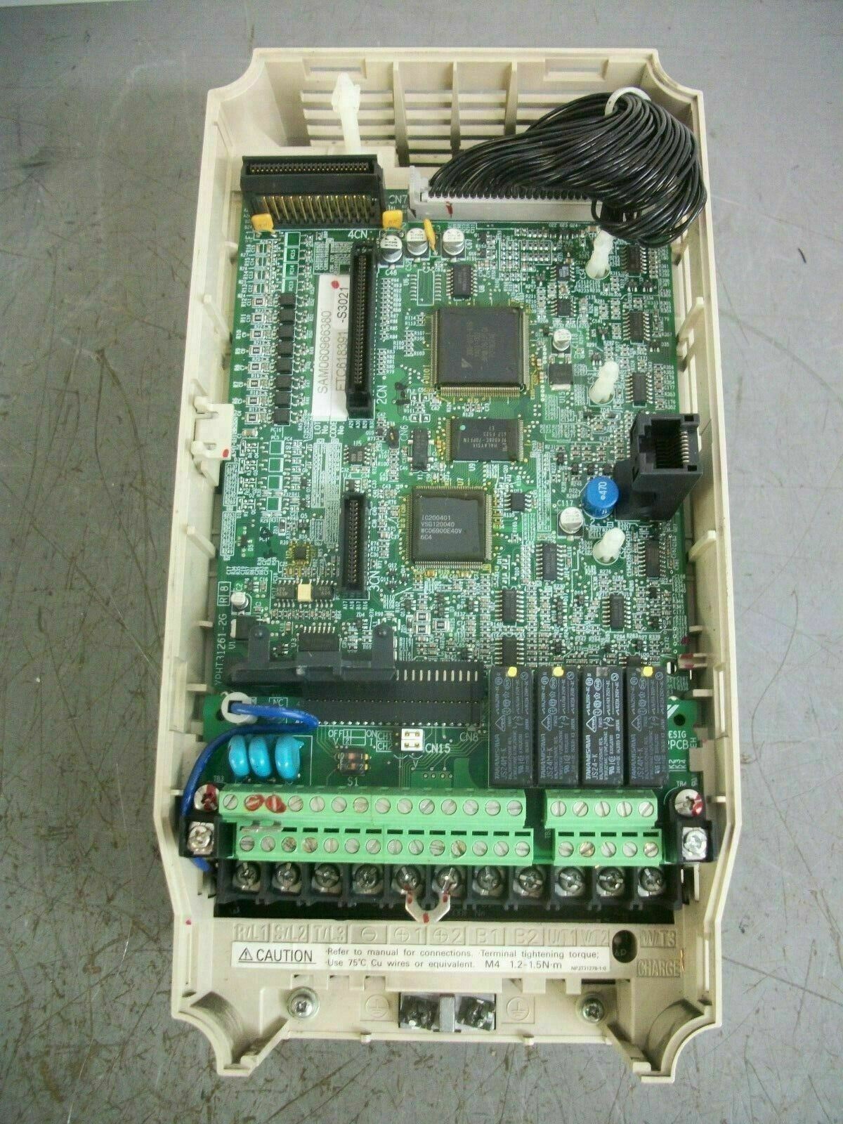 YASKAWA VARISPEED F7 1.6KVA AC DRIVE CIMR-F7U40P7 3PH 480VOLT 2.1AMP NO KEYPAD