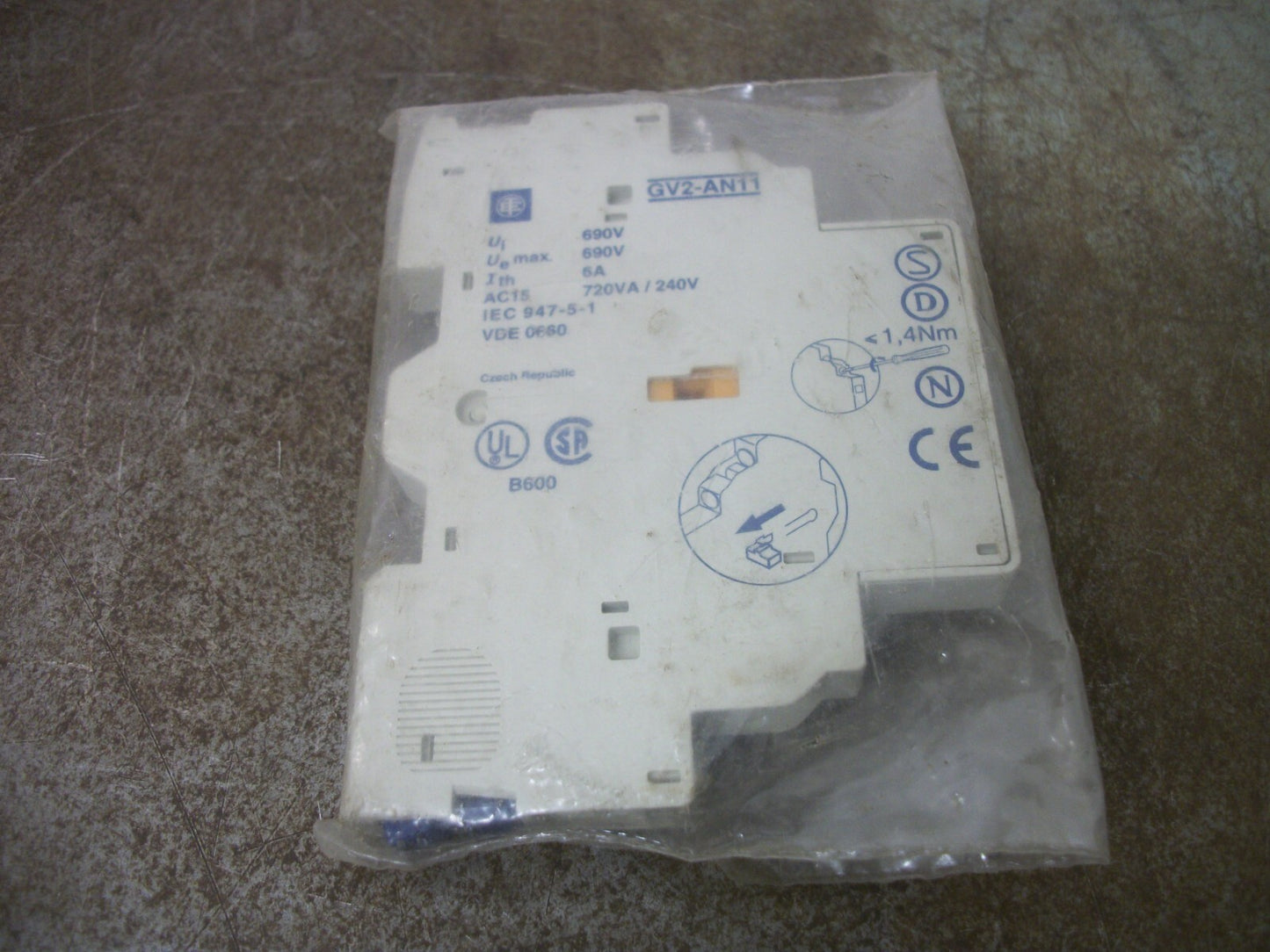 TELEMECANIQUE 1N.O. 1N.C. SIDE MOUNT AUXILIARY CONTACT BLOCK GV2-AN11 NEW