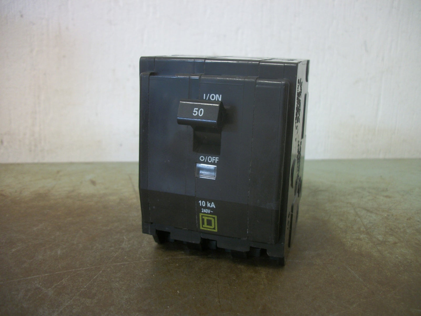 SQUARE D QO CIRCUIT BREAKER QO350 50AMP 240VOLT 3POLE