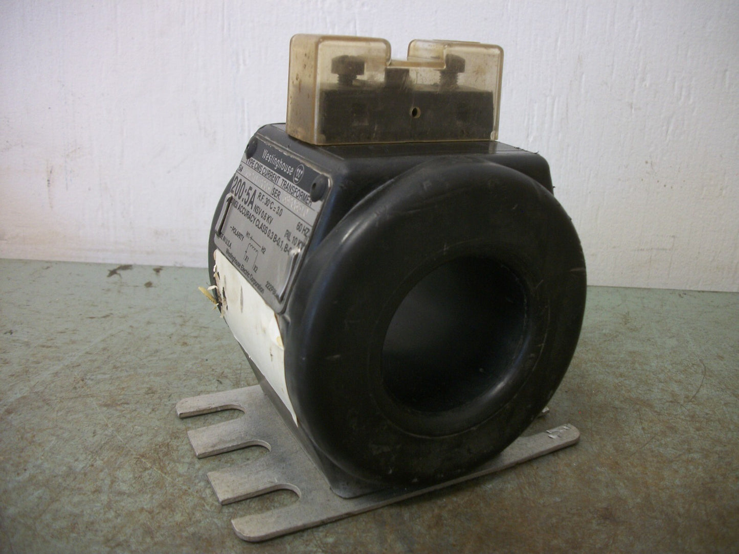 WESTINGHOUSE CMS 200:5A CURRENT TRANSFORMER 7524A79G03 10KV