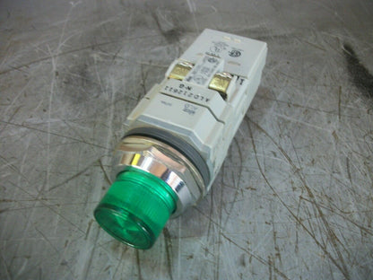 IDEC GREEN ILLUMINATED PUSHBUTTON ALD212611N-G 600VOLT