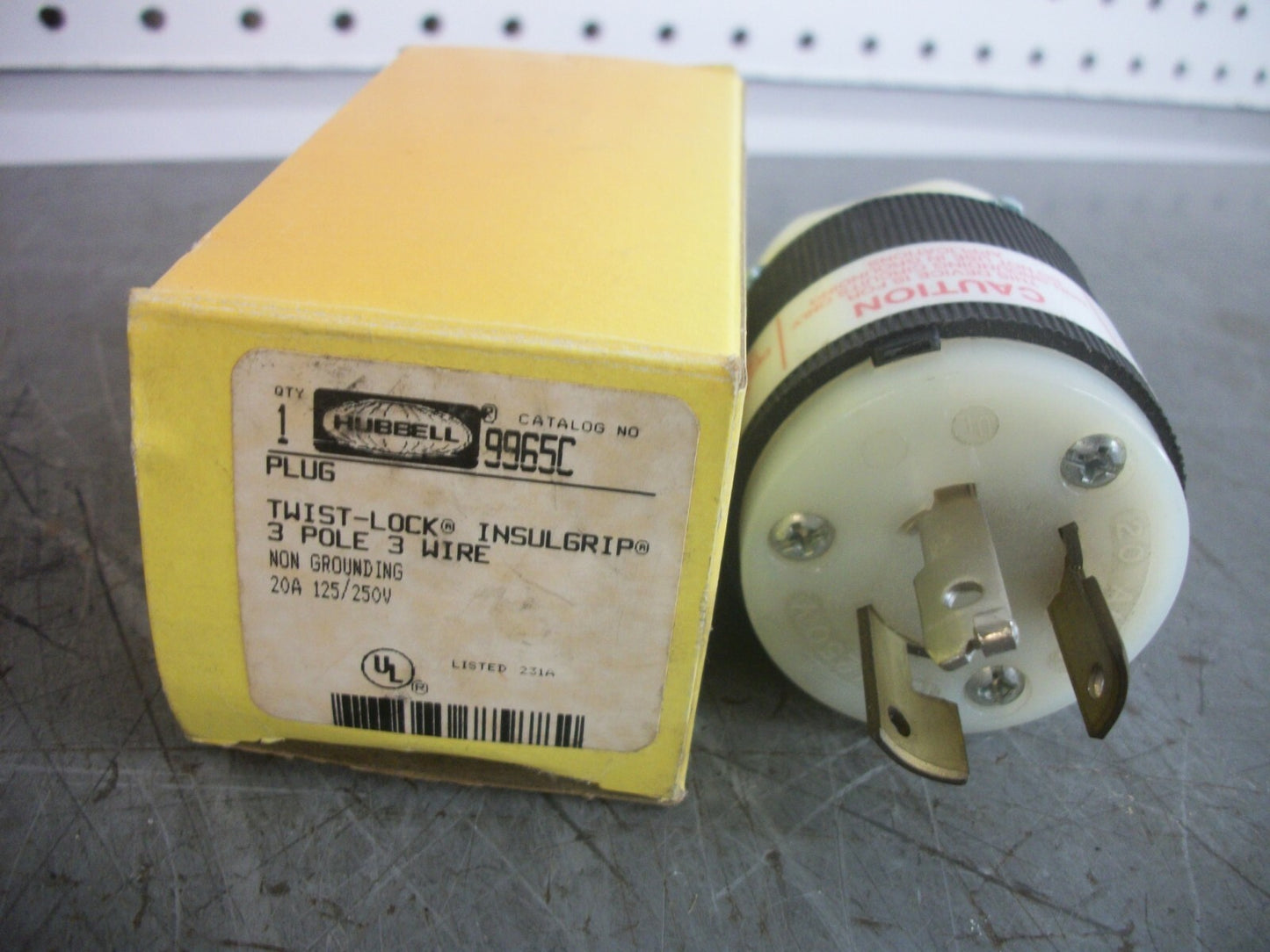 HUBBELL TWIST-LOCK INSULGRIP PLUG HBL9965C 20AMP 125/250VOLT 3POLE 3W NIB