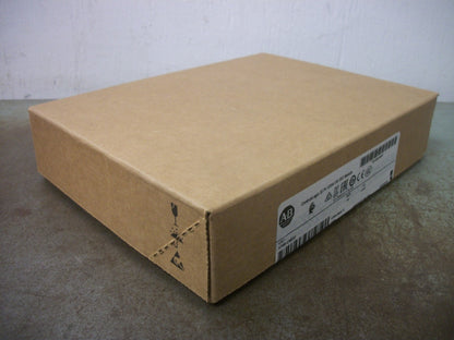 ALLEN-BRADLEY CONTROLLOGIX 32PT 12/24VDC D/O OUTPUT MODULE 1756-OB32 NIB