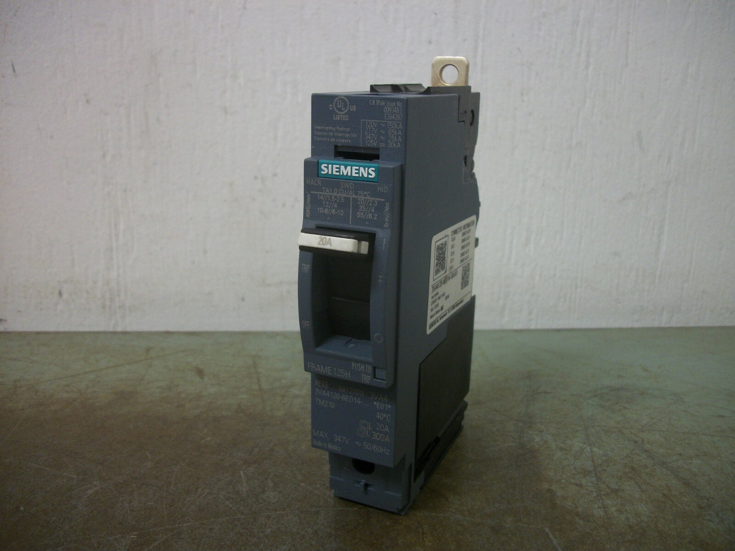 SIEMENS CIRCUIT BREAKER 3VA4120-6ED14-0AA0 20AMP 347VOLT 1POLE