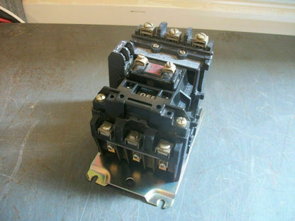ALLEN-BRADLEY SIZE 1 CONTACTOR 500F-BOD930 27AMP 120VCOIL 3PH 600VOLT 10HP