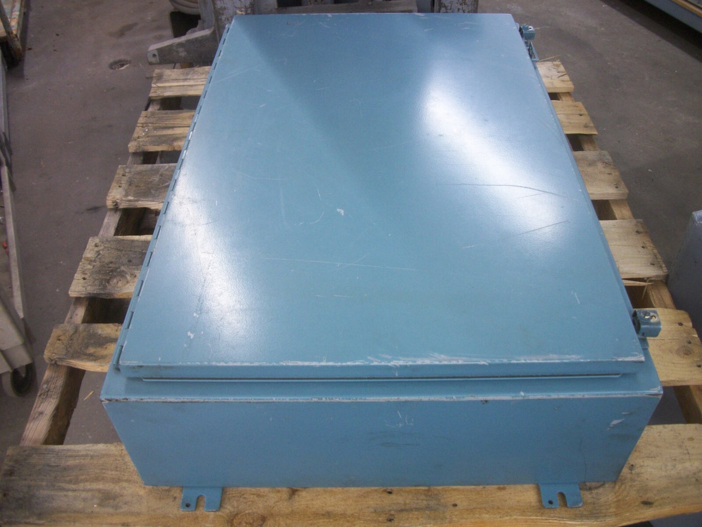 HOFFMAN 36 X 24 X 8 ENCLOSURE TYPE 12,13 A362408LP