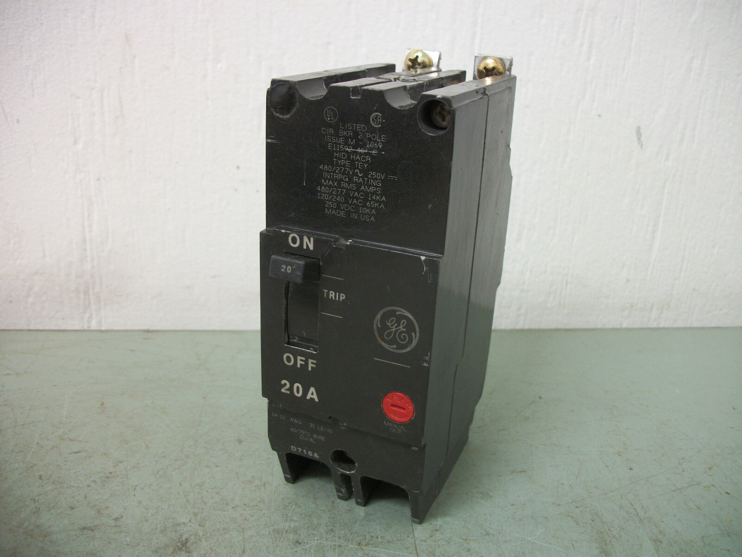 GE TEY CIRCUIT BREAKER TEY220 20AMP 480VOLT 2POLE