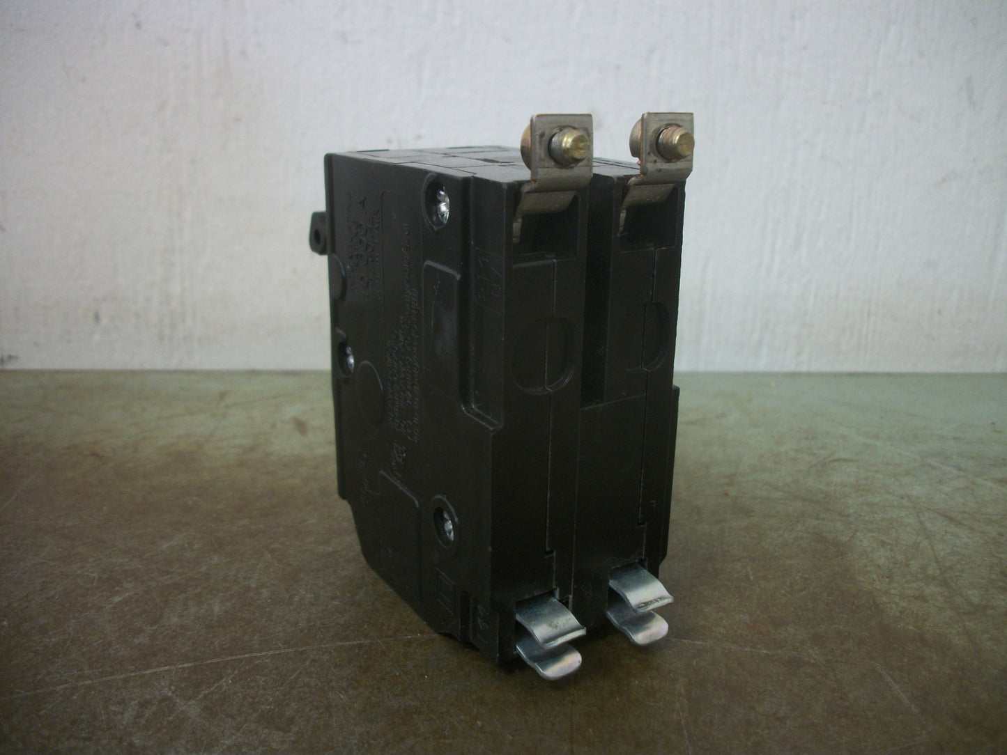 SQUARE D QOB CIRCUIT BREAKER QOB240 40AMP 240VOLT 2POLE