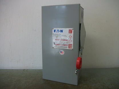 CUTLER-HAMMER DISCONNECT TYPE 1 DH361UGK 30AMP 600VOLT 3POLE NON-FUSIBLE NOB
