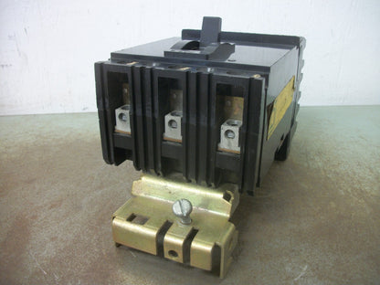 SQUARE D I-LINE FA CIRCUIT BREAKER FA34030 30AMP 480VOLT 3POLE BLACK
