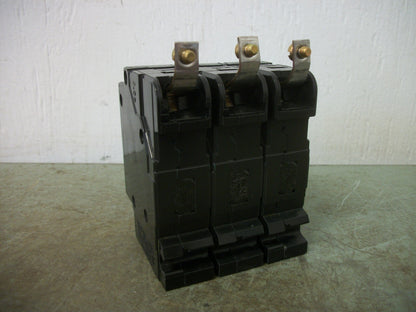 SQUARE D EHB CIRCUIT BREAKER EHB34030 30AMP 480VOLT 3POLE