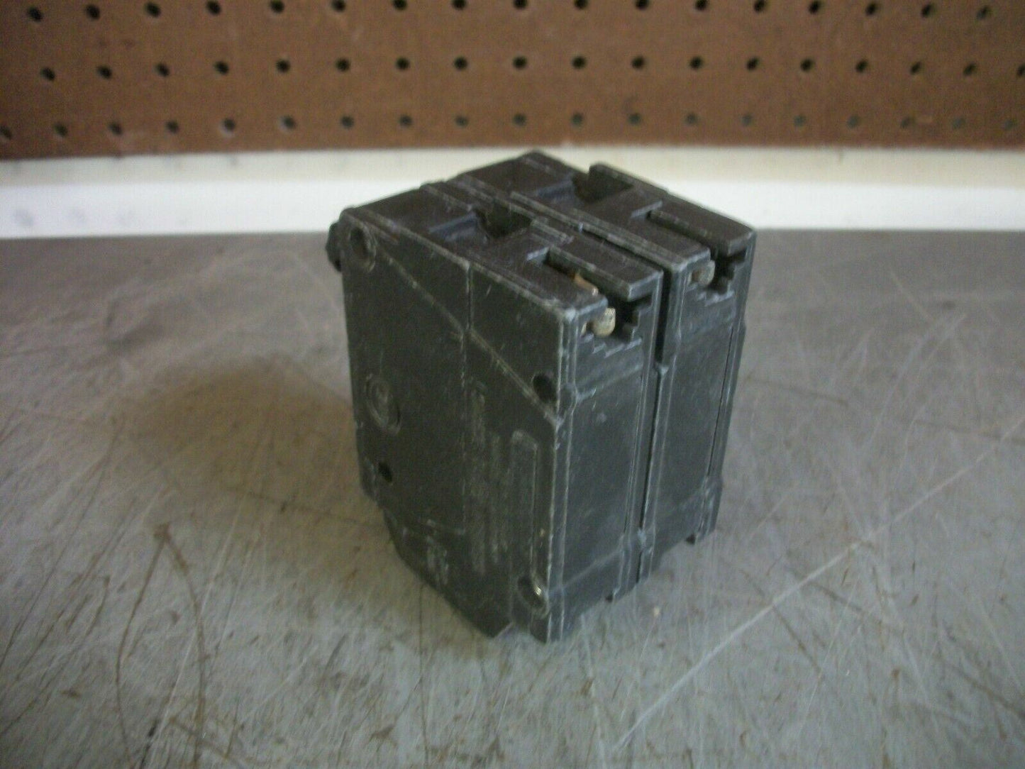 GE THQL CIRCUIT BREAKER THQL2115 15AMP 240VOLT 2POLE