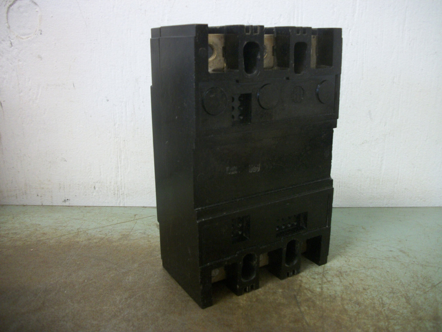 SIEMENS QJ CIRCUIT BREAKER QJ3B225 225AMP 240VOLT 3POLE