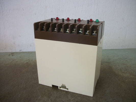 SCHARCO ELECKTRONIK ISOLATION WATCHER MODULE NIWA 220VCOIL 380VAC 4AMP 750VA