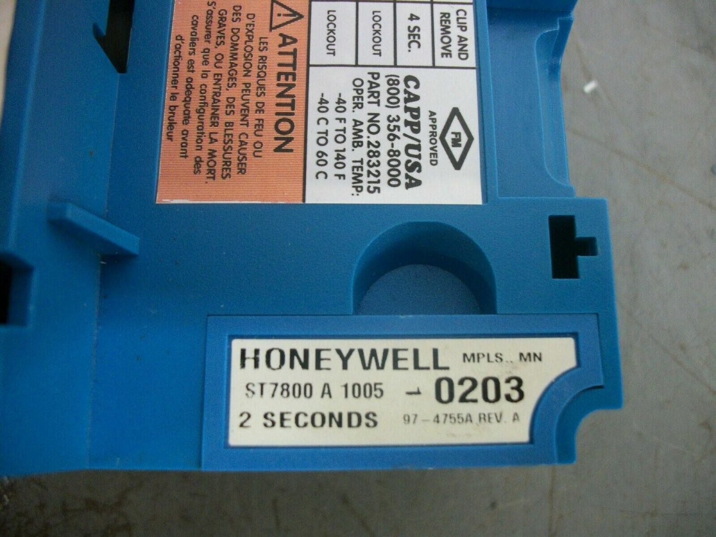 HONEYWELL BURNER CONTROL ST7800A1005 W/FLAME AMPLIFIER R7847B1031