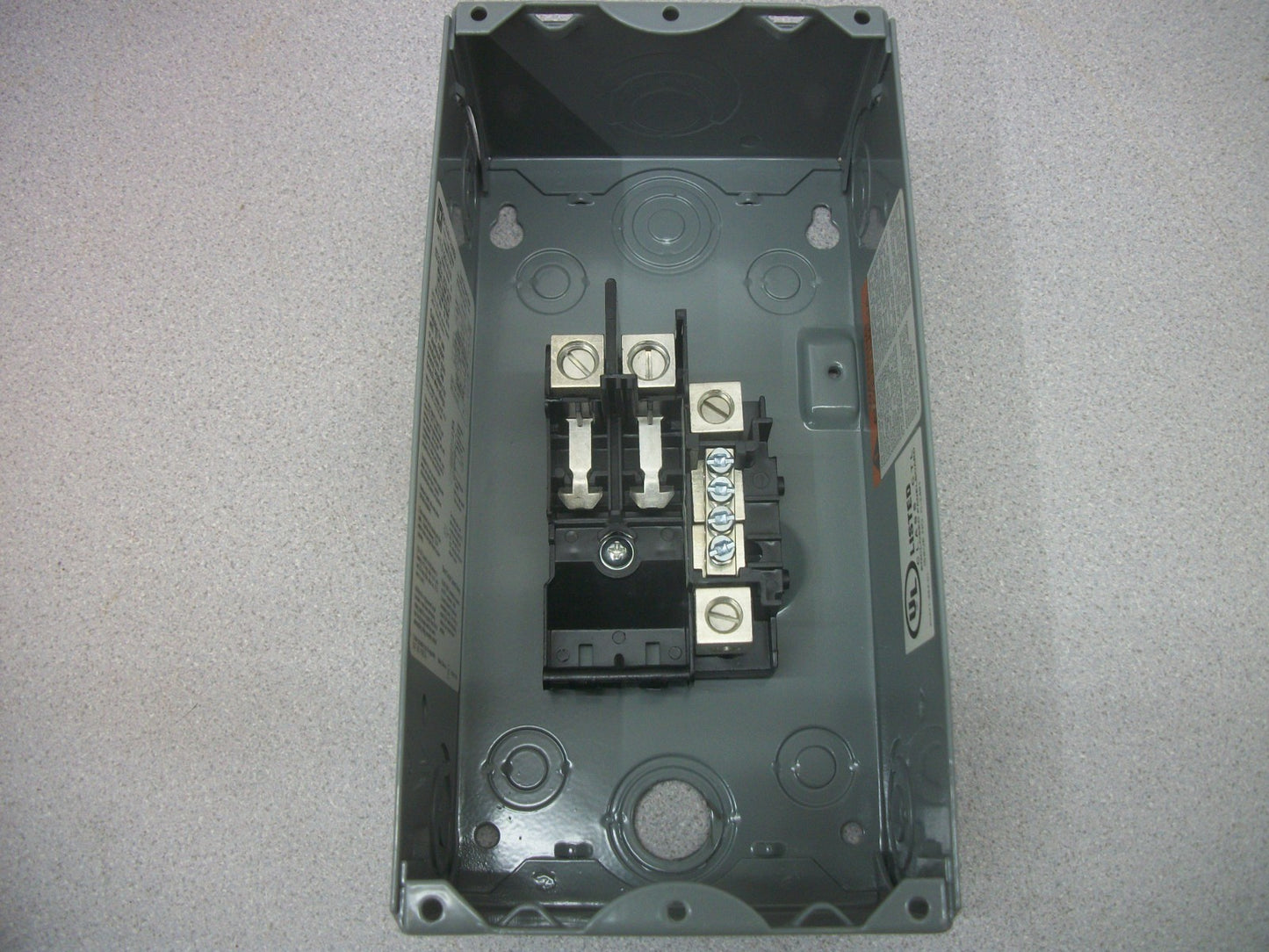 SQUARE D QO LOAD CENTER QO24L70S 70AMP 240VOLT 1PH