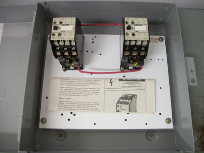 SIEMENS ENCL 3TB42 20AMP LIGHTING CONTACTOR CLH1B4212A806 120VCOIL NOB