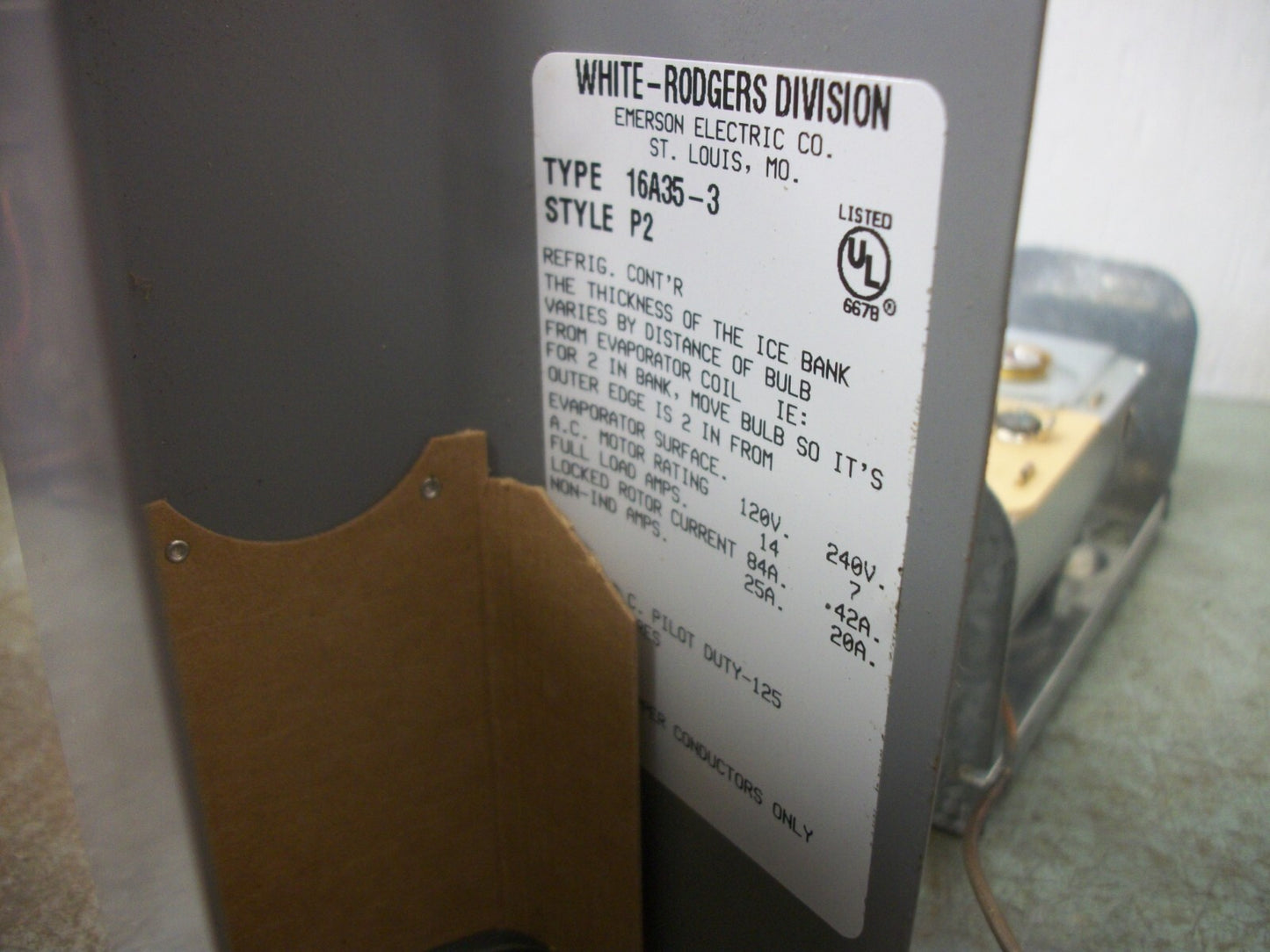 WHITE-RODGERS ICE BANK REFRIG CONTROL 16A35-3 STYLE P2 120/240V NOB